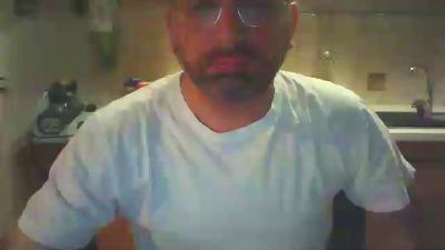 Hugos31 webcam cam4 model stream image