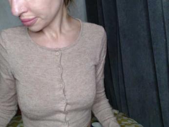 NoraSweet webcam bongacams model stream image