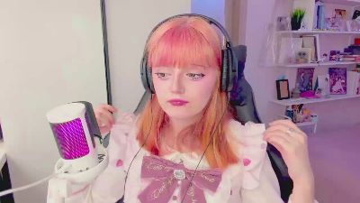MerryFalin webcam model stream image