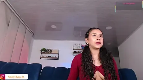 ashely_ryan24 webcam model stream image