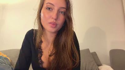 HeeBrittian webcam cam4 model stream image