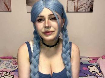 KittyKittyHey webcam bongacams model stream image