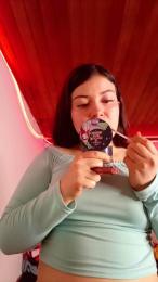 juli05star webcam model stream image