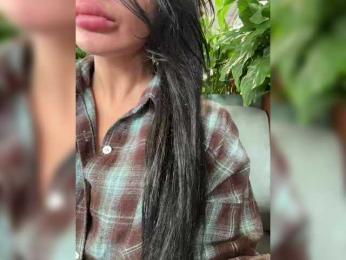 NotBellucci webcam model stream image