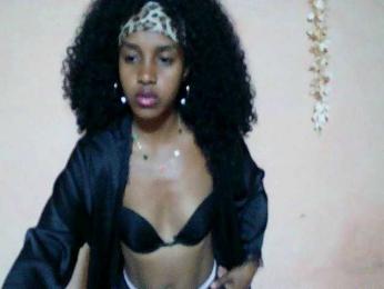 Nadia-001 webcam model stream image