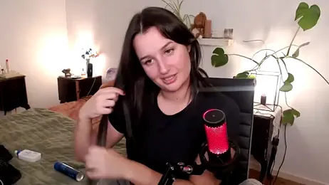 Lenas_Room webcam model stream image