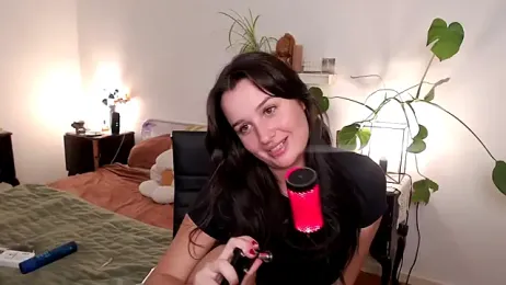 Lenas_Room webcam model stream image