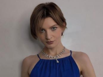 KarinaBiz webcam livejasmin model stream image