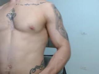 Alix Martin webcam model stream image