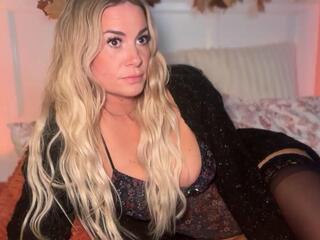 Kay Devon webcam model stream image