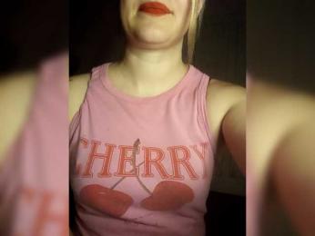 cherry_fire webcam bongacams model stream image