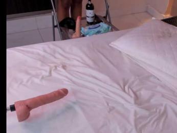 Juliette-1 webcam bongacams model stream image