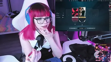 Yumi_Youkai webcam stripchat model stream image