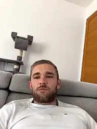 Benjamiinlt webcam model stream image