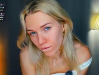 myviolet_rush webcam model stream image