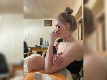 Letti28 webcam model stream image