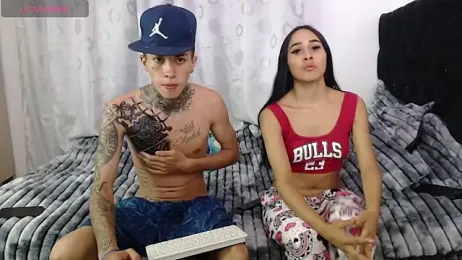 Kitty_and_jake webcam model stream image