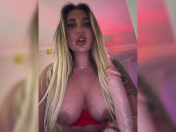 Stiflers_mom webcam bongacams model stream image