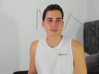 Ryan Levi webcam model stream image