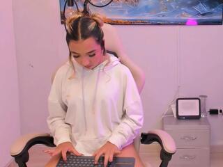 Alisson Blazee webcam model stream image