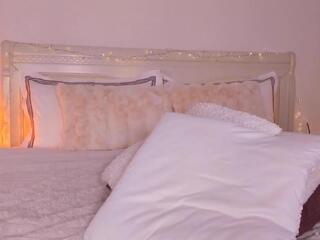 Mary Harris webcam model stream image