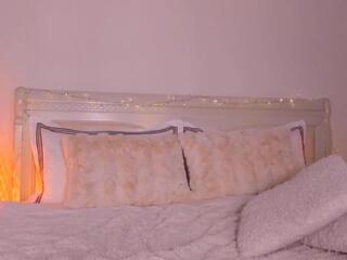 Mary Harris webcam model stream image