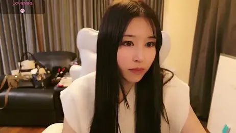 -satomi-jp webcam model stream image