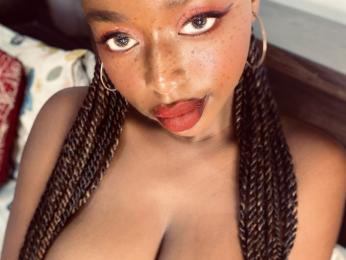 PavatiRya webcam model stream image