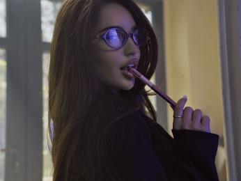 HanaRoss webcam model stream image