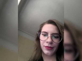 me-la-nia19 webcam bongacams model stream image