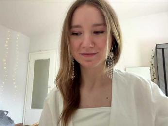 lisasmall webcam model stream image