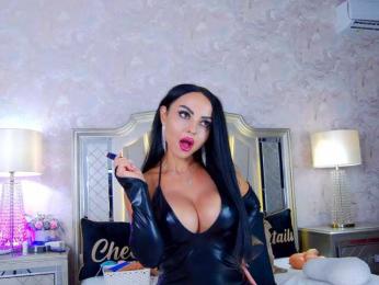 Issadorra webcam bongacams model stream image