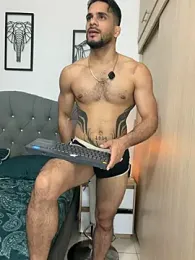 Maximiliano_ford webcam model stream image