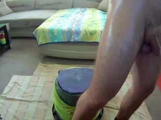 sideshowcan webcam model stream image