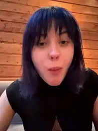 Only_April webcam model stream image