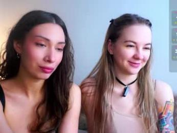 pamilarakestraw webcam model stream image