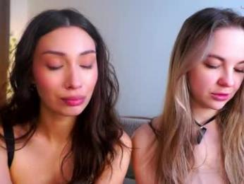 pamilarakestraw webcam model stream image