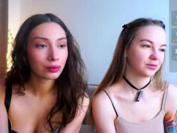 pamilarakestraw webcam model stream image