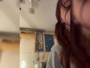 LittleDelora webcam bongacams model stream image