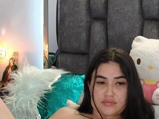 Lola Dove webcam model stream image