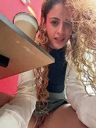 alana15 webcam stripchat model stream image