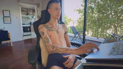 Den_DreaddX webcam model stream image