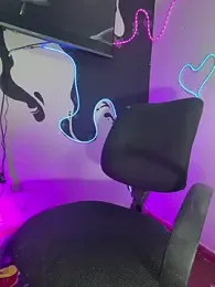 abrilbigcock webcam model stream image