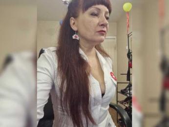 Flirt_Red webcam model stream image