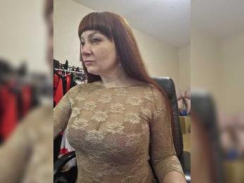 Flirt_Red webcam model stream image