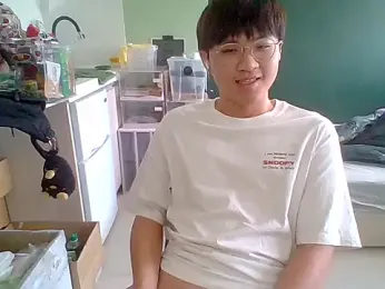 Yang_571 webcam model stream image