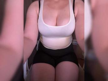 Sweetdee07 webcam bongacams model stream image