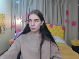 Nika Stark webcam model stream image