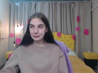 Nika Stark webcam model stream image