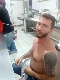 RobertoLuiz84 webcam model stream image